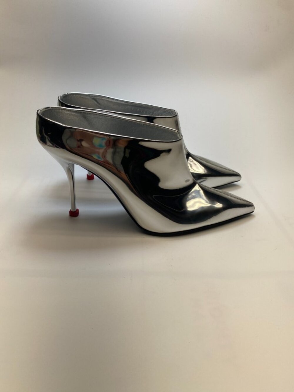Alexander McQueen Womens Silver & lust Red Pointed Mule Sz 38/ US 8